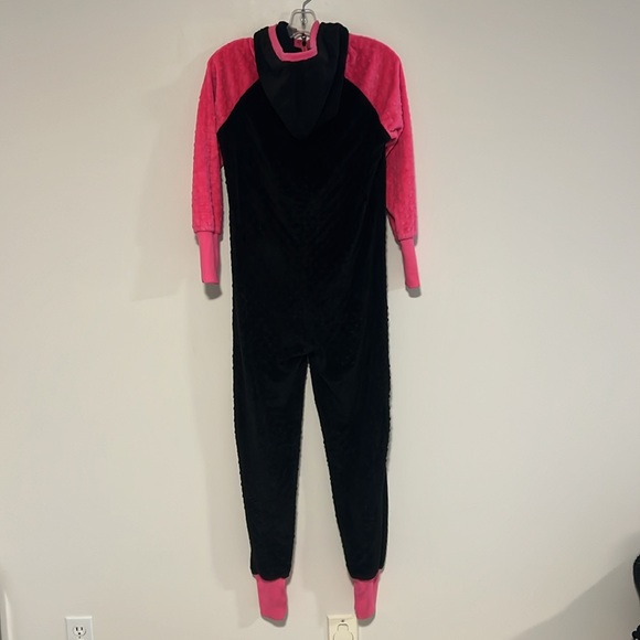 Triple Flip Black Onsie | size 5 - Picture 8 of 10